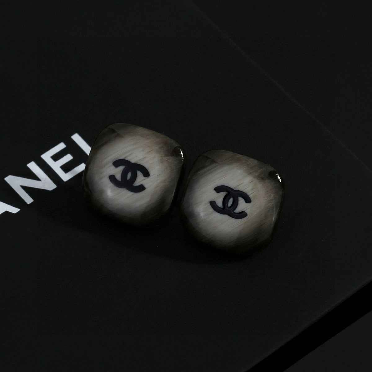 luxury Drop Earrings for women - alternate angle view 7