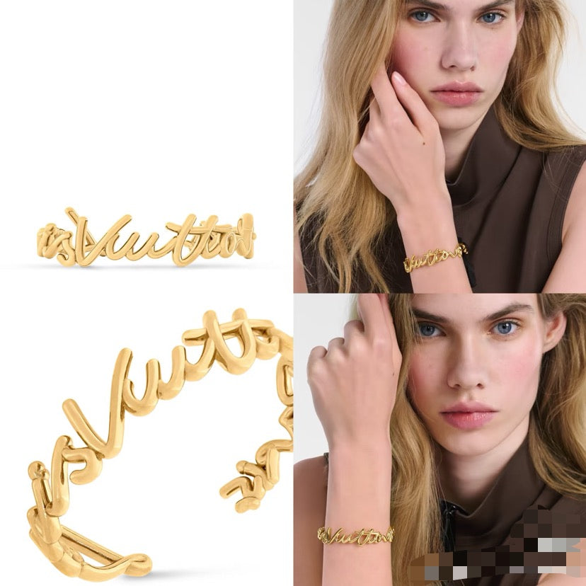 clover Bangle for women - product detail view
