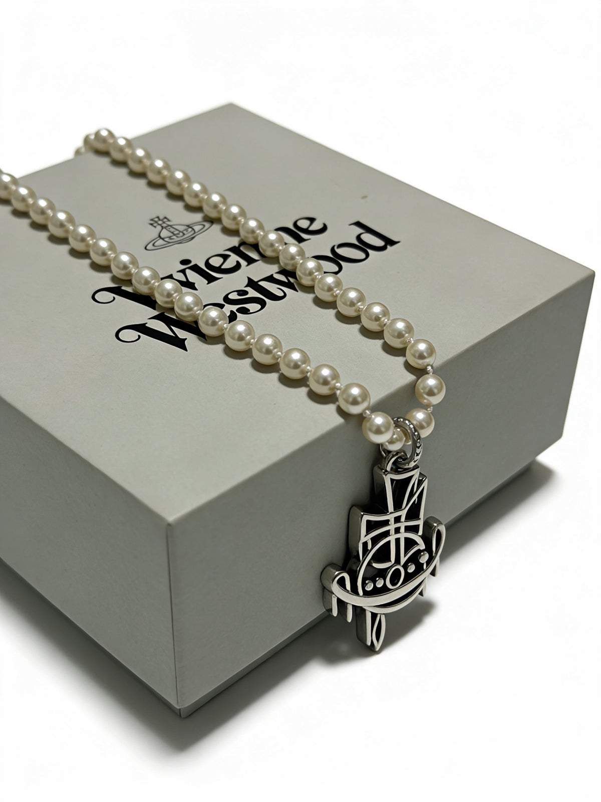 pearl Necklace for men - alternate angle view 5