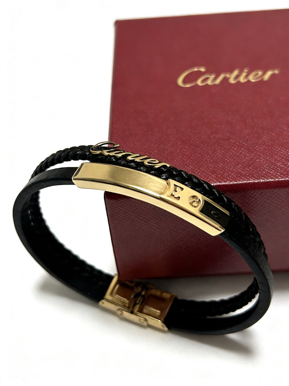 antique genuine leather chain Bracelet for men - alternate angle view 2