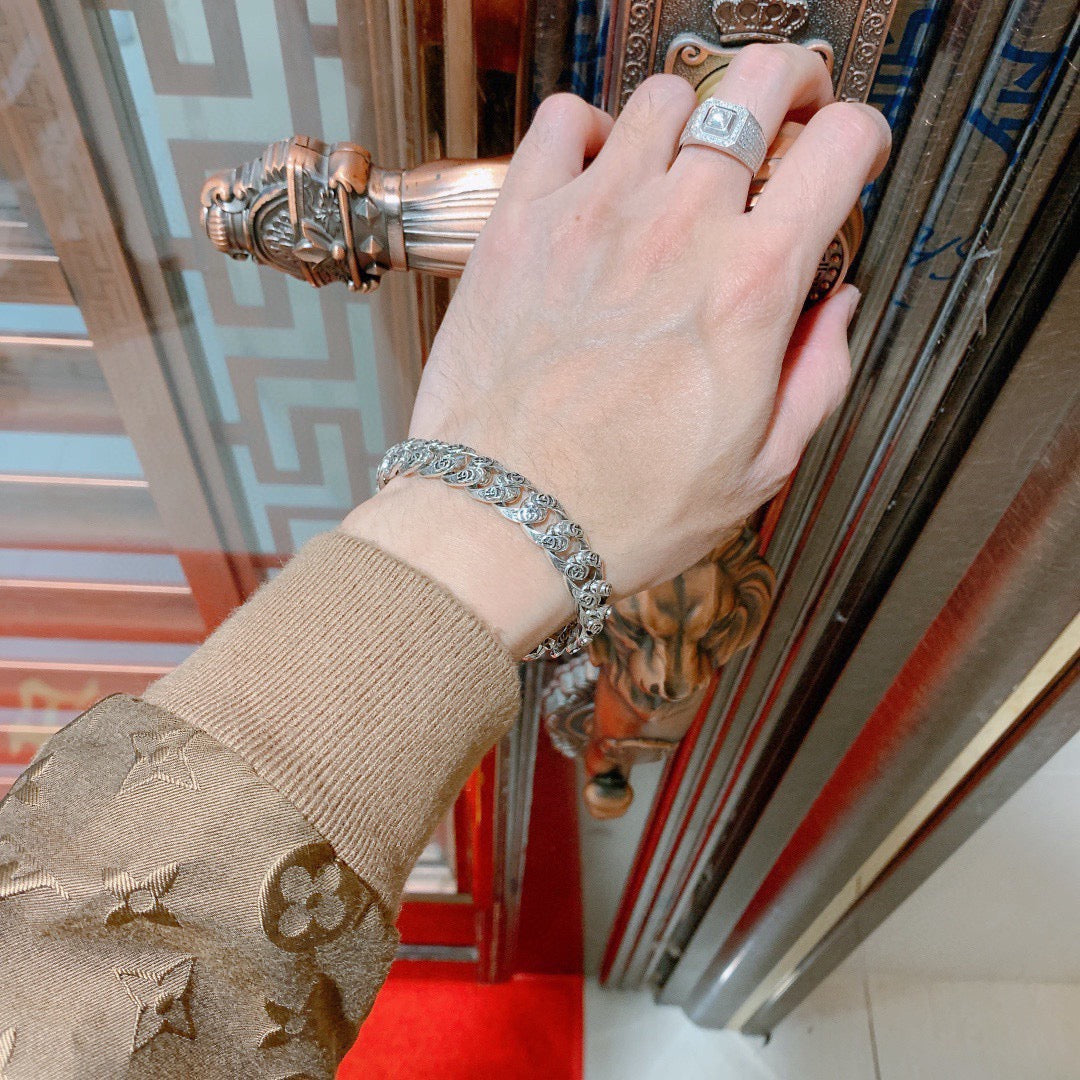 beige delicate Bracelet for men - alternate angle view 8