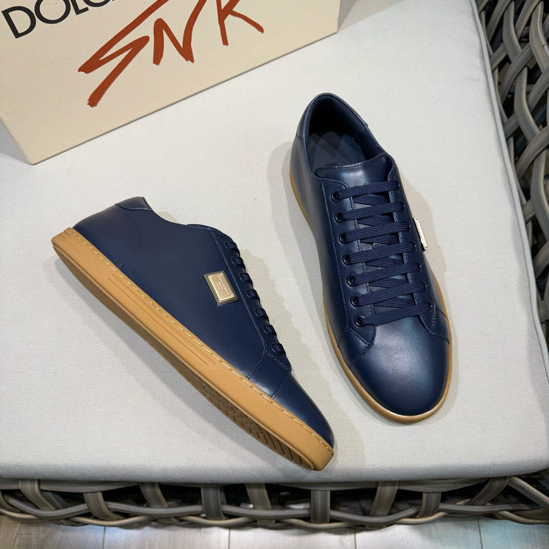 Dolce & Gabbana DG Men's Casual Sneakers with Signature Metal Buckle