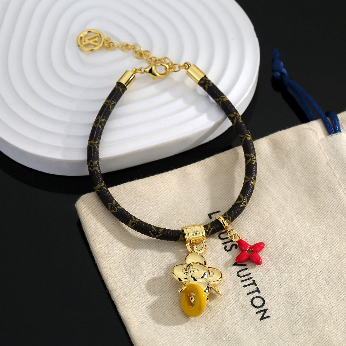 gold genuine leather delicate Bracelet for women - product detail view