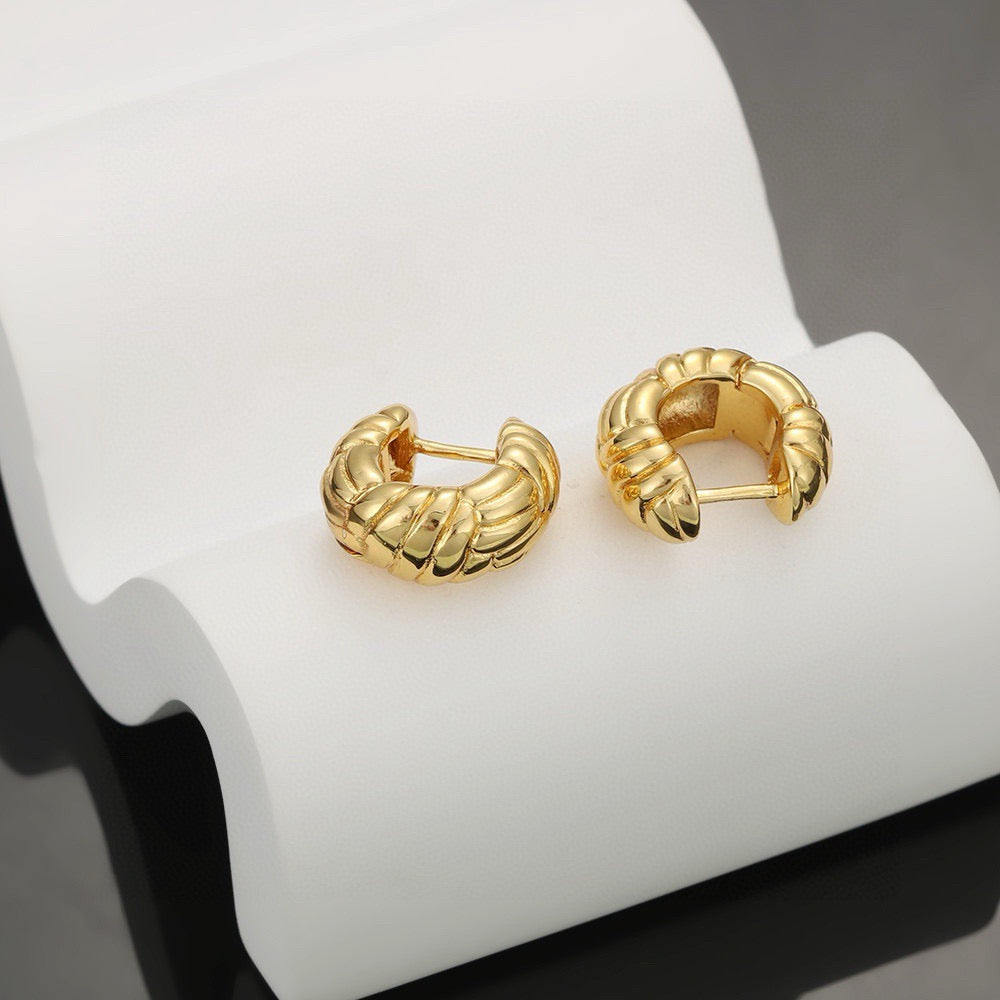 gold linen floral Drop Earrings for women - alternate angle view 3