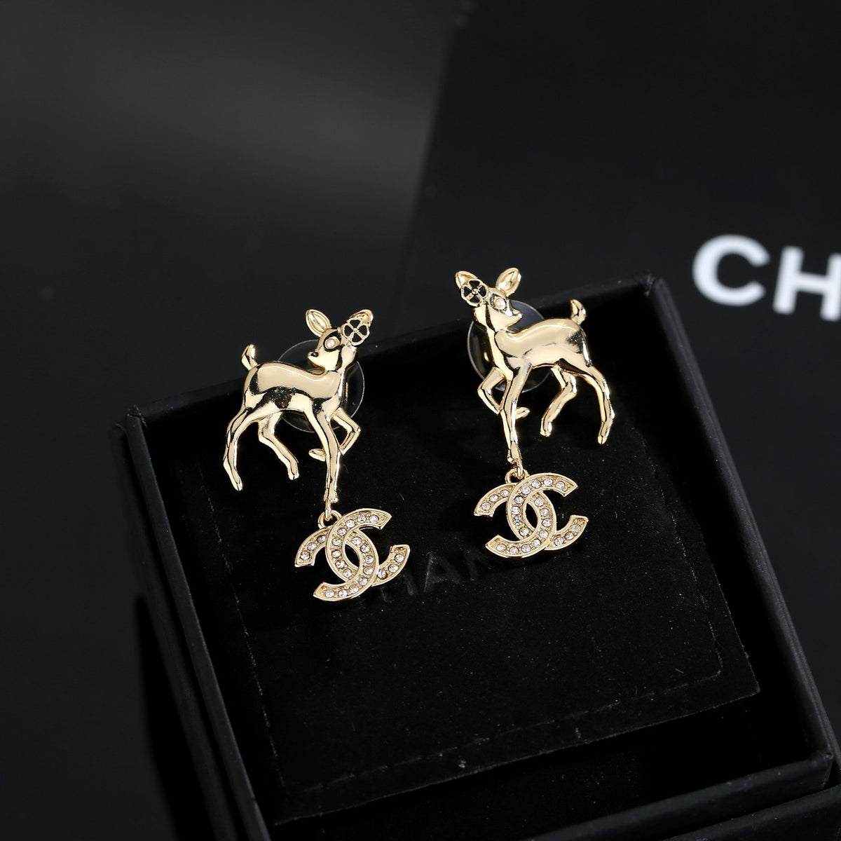 luxury Drop Earrings for women - alternate angle view 8
