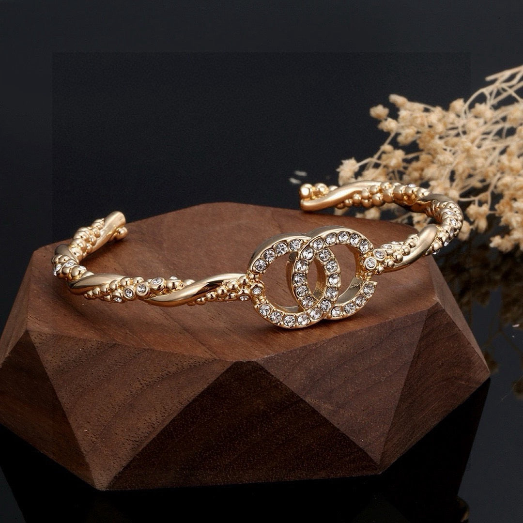 elegant Bangle for women - alternate angle view 7