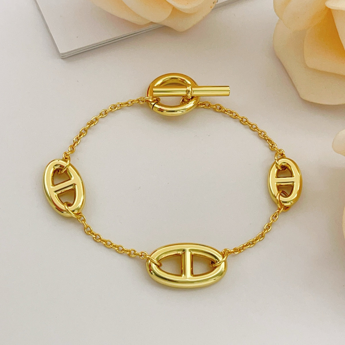 gold brass luxury Bracelet for women - product detail view