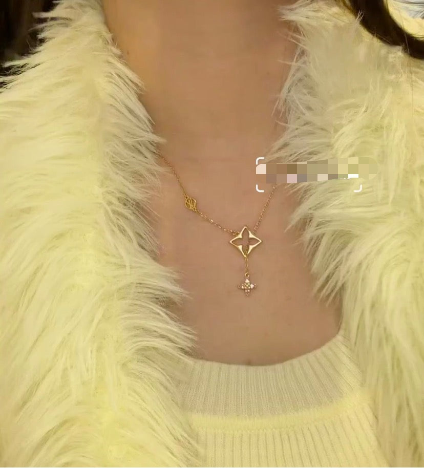gold crystal clover Necklace for women - alternate angle view 4
