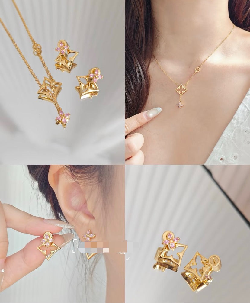 gold crystal clover Necklace for women - alternate angle view 6