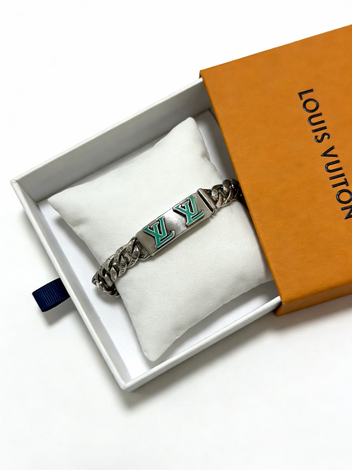 antique chain Bracelet for men - alternate angle view 3