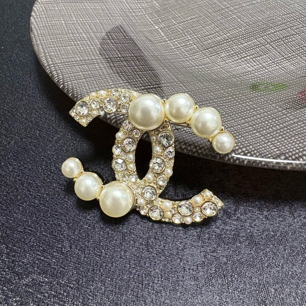 pearl Suit for men and women - alternate angle view 7