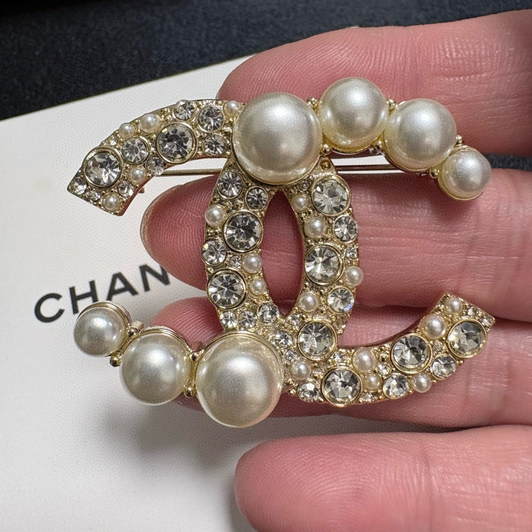 pearl Suit for men and women - alternate angle view 6