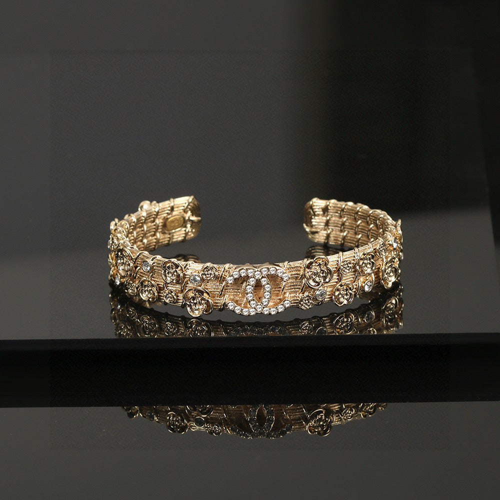 hollow Bangle for women - product detail view