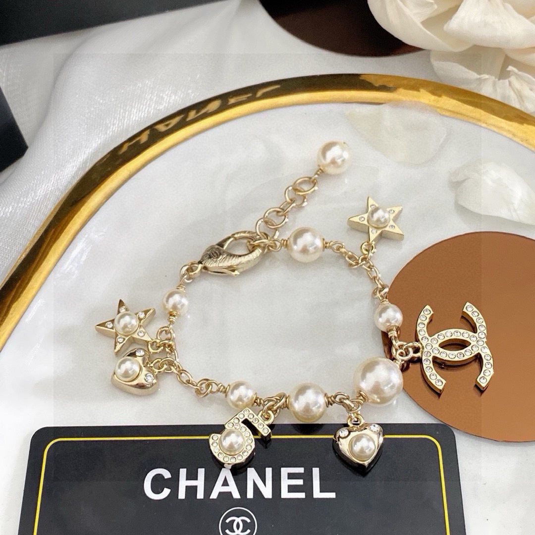 letter Bracelet for women - product detail view