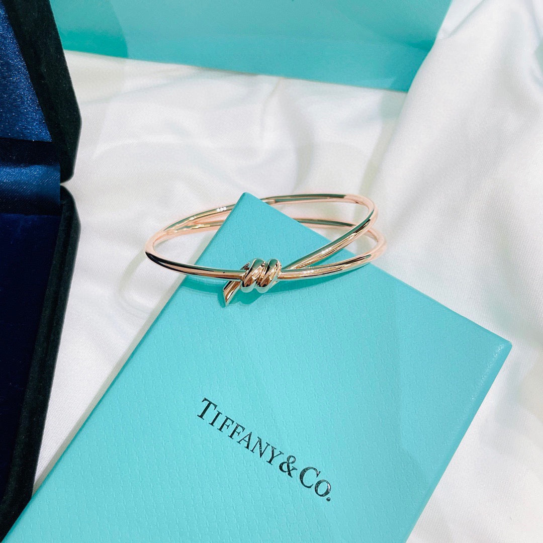 rose gold rose Bangle for women - alternate angle view 8