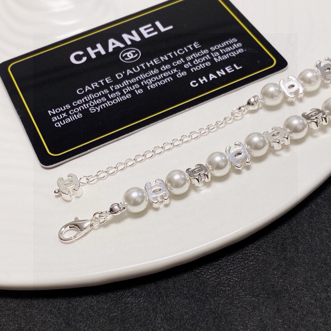 pearl Necklace for women - alternate angle view 7