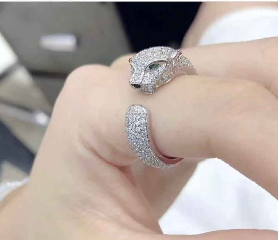 green crystal unique Ring for women - alternate angle view 3