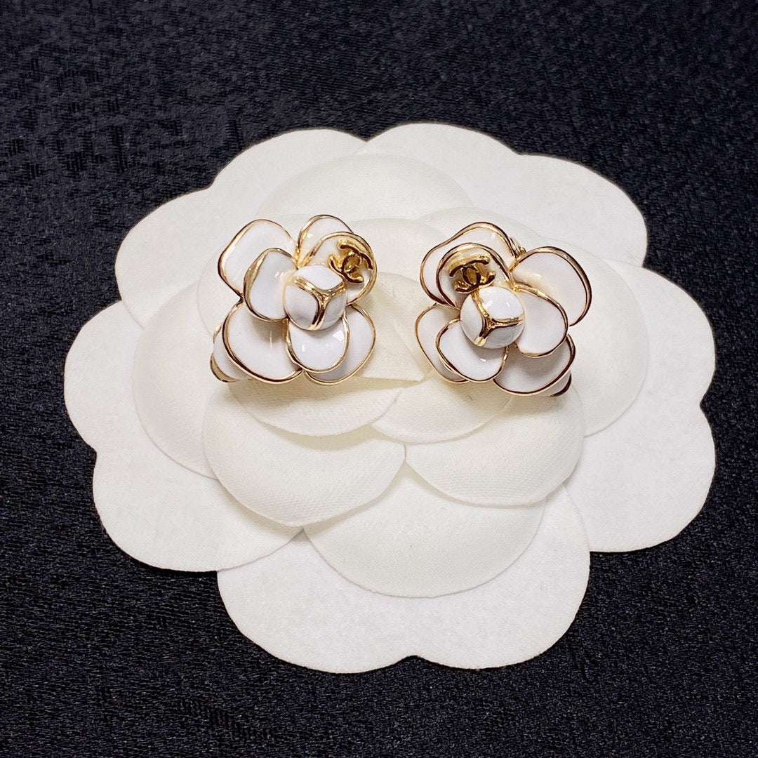 yellow silver post luxury Drop Earrings for women - alternate angle view 4
