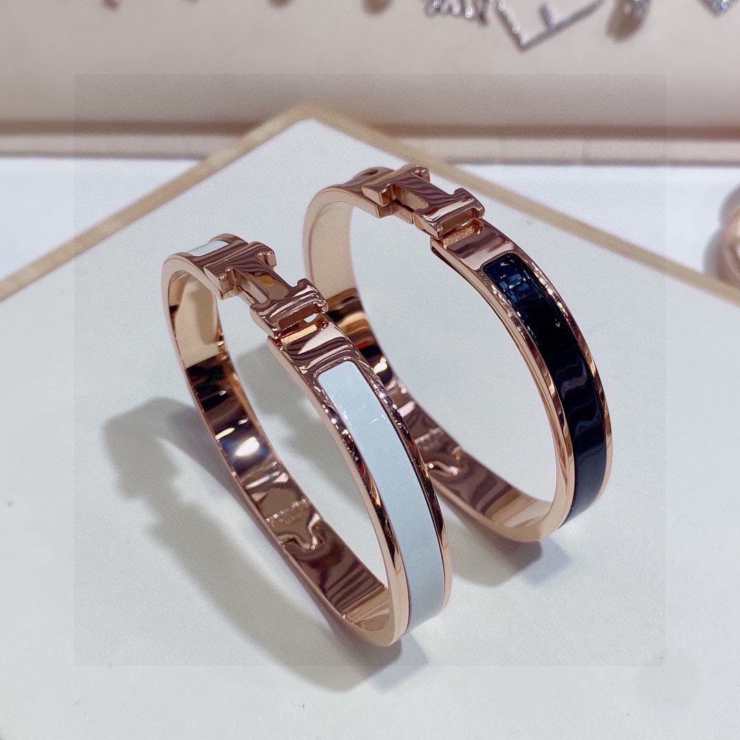 enamel Bangle for women - alternate angle view 9