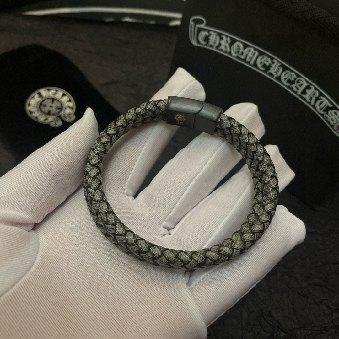silver leather vintage Bracelet for men - alternate angle view 6
