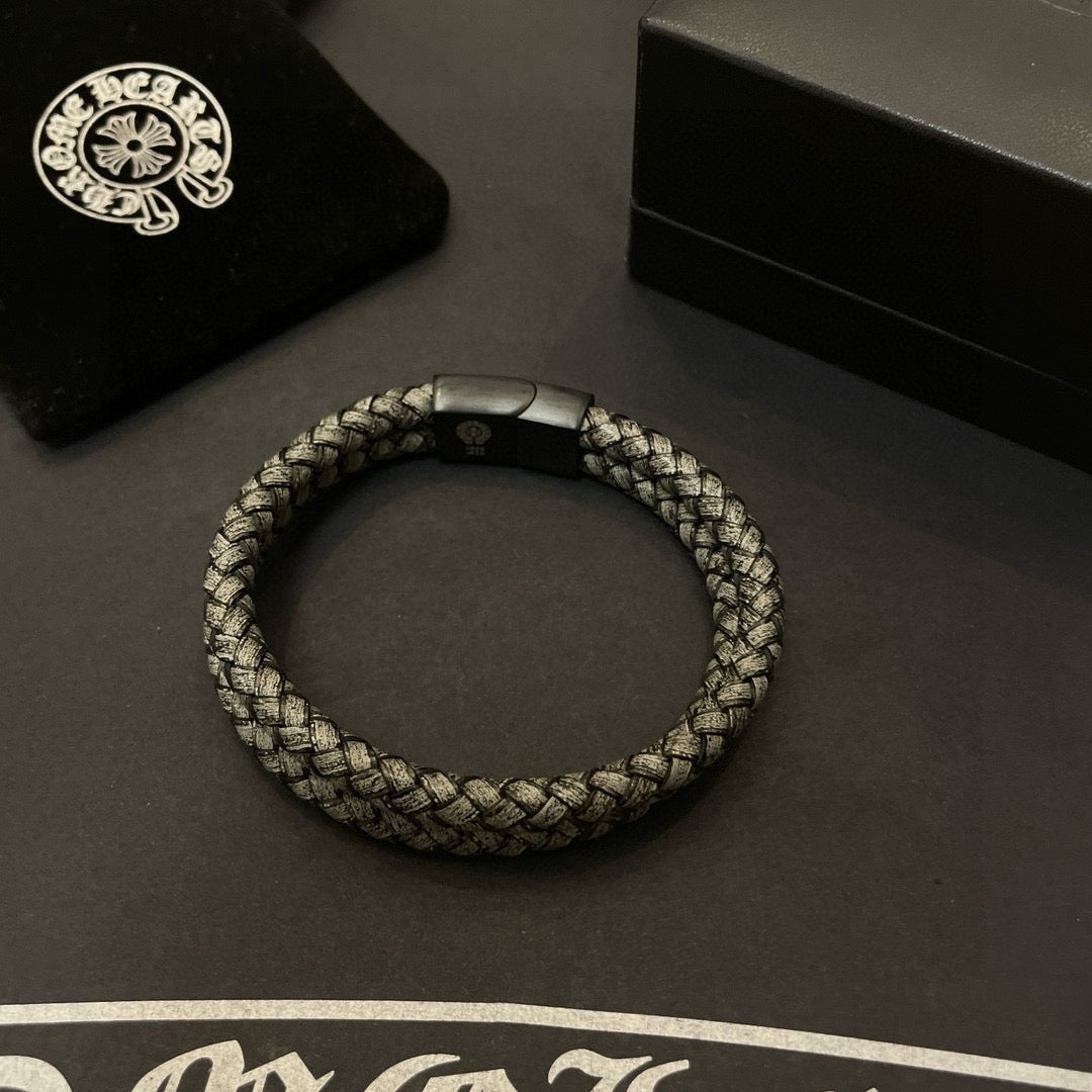 silver leather vintage Bracelet for men - alternate angle view 9