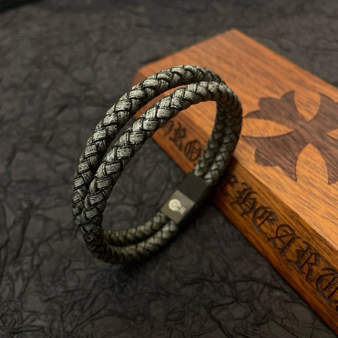 silver leather vintage Bracelet for men - alternate angle view 2