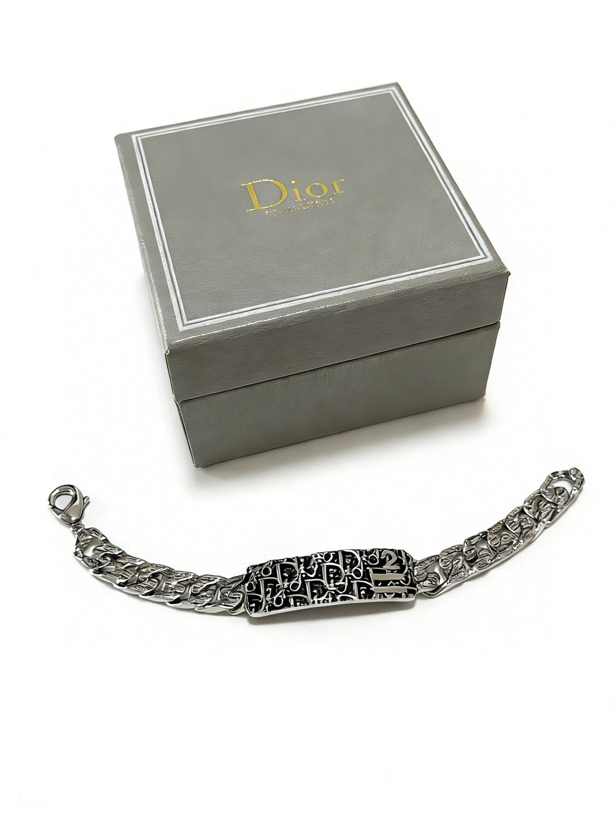 antique chain Bracelet for men - product detail view