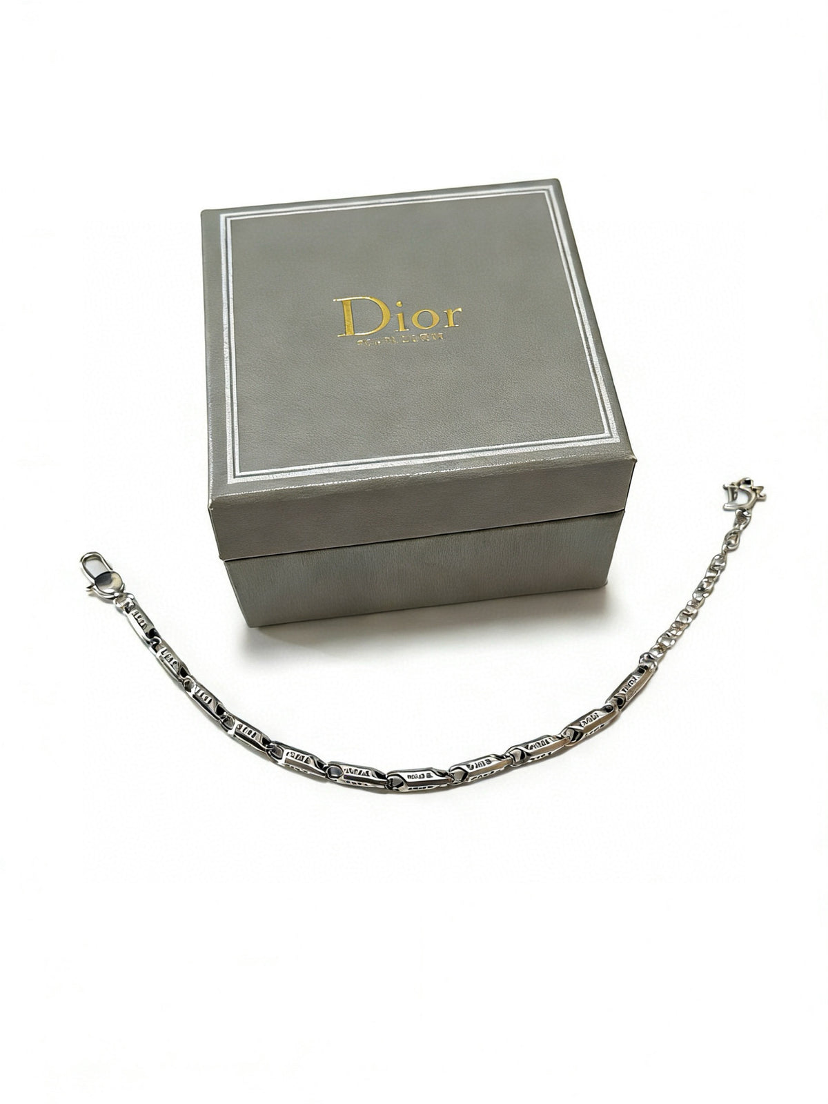antique chain Bracelet for men - alternate angle view 4