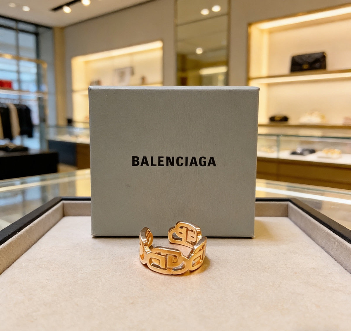 gold unique Ring for women - alternate angle view 7