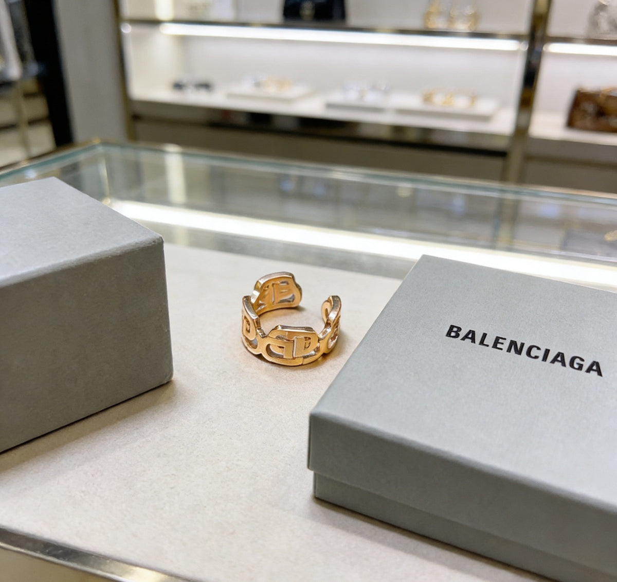 gold unique Ring for women - product detail view