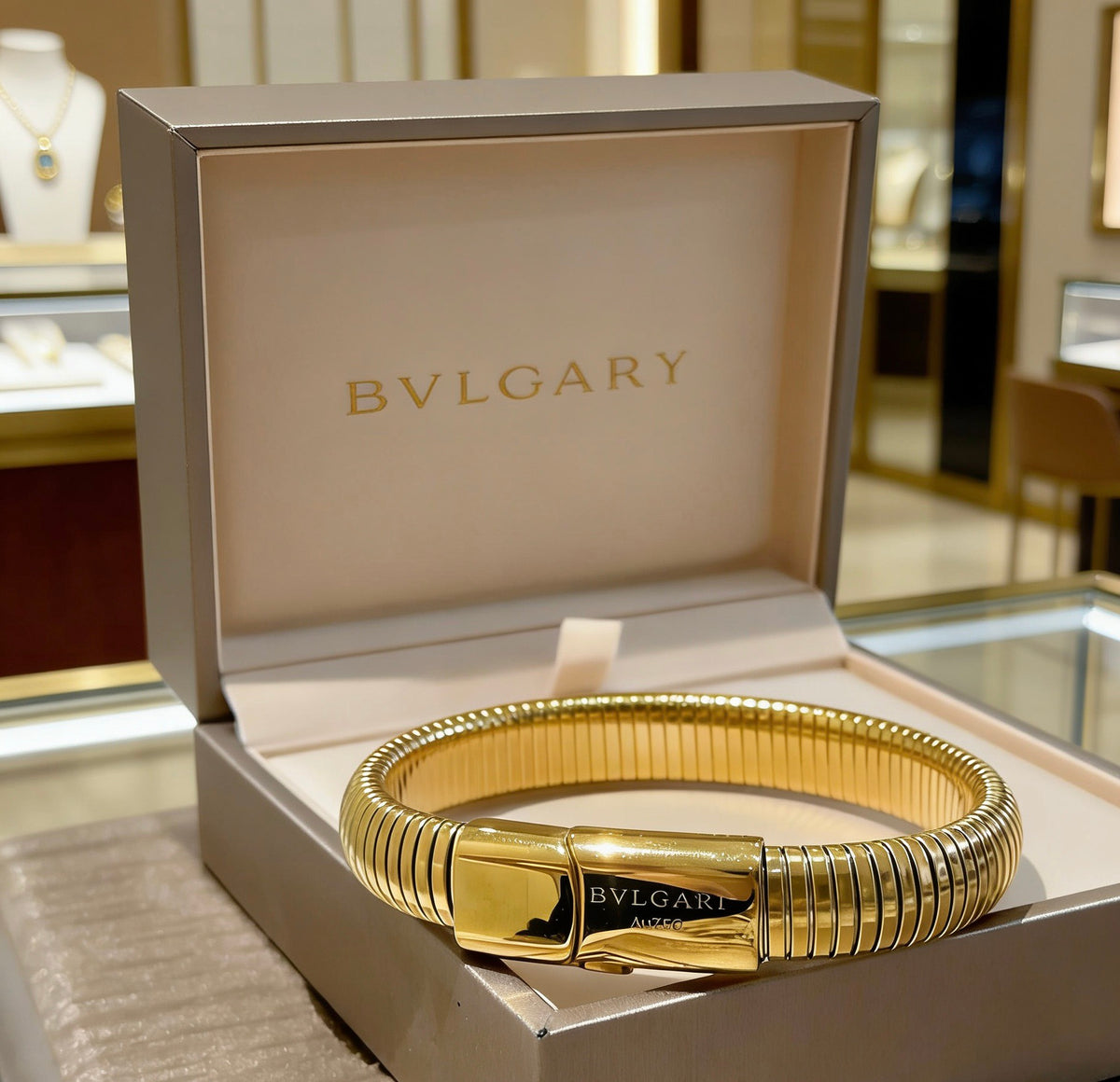 gold minimalist Ring for men - alternate angle view 4
