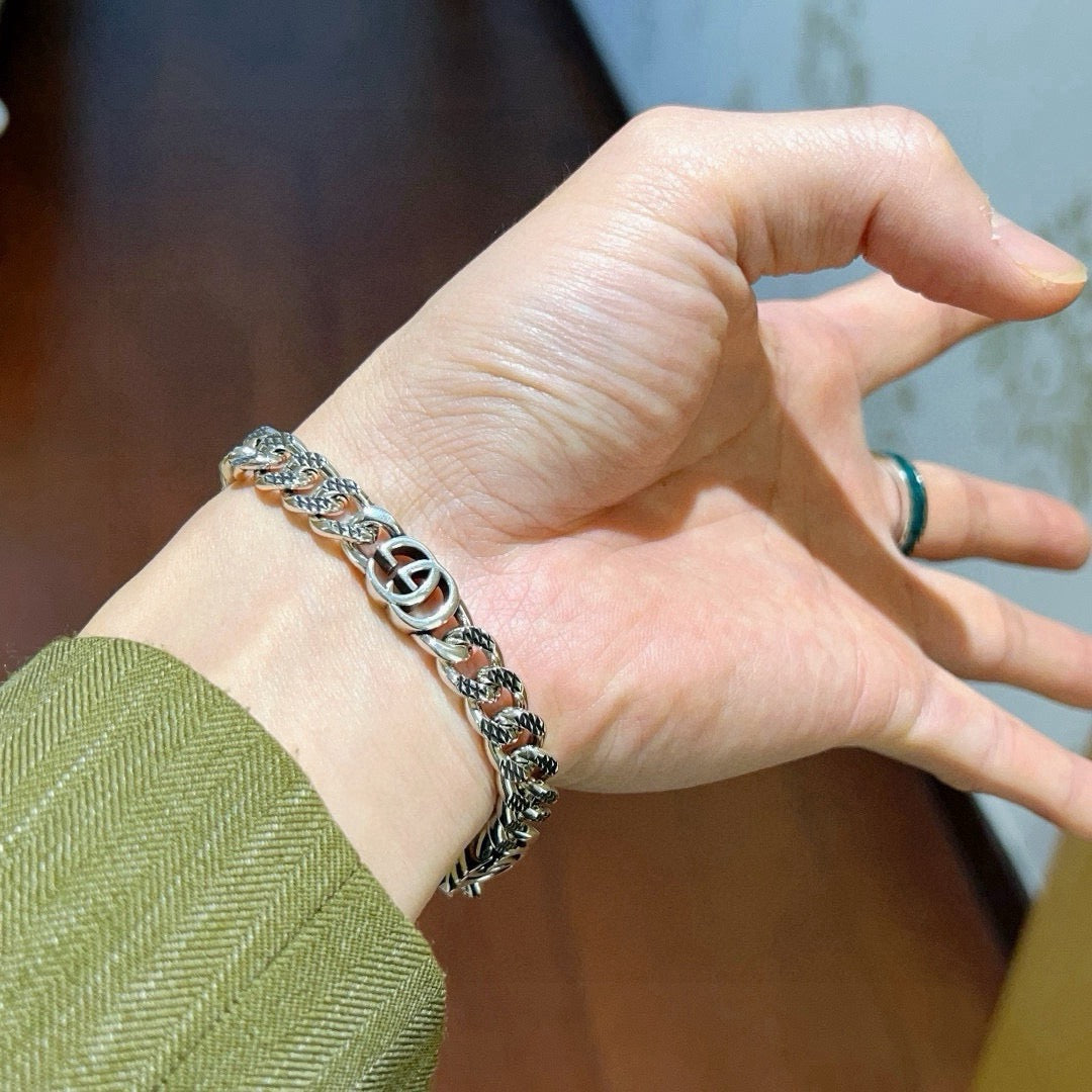 beige delicate Bracelet for men - alternate angle view 4