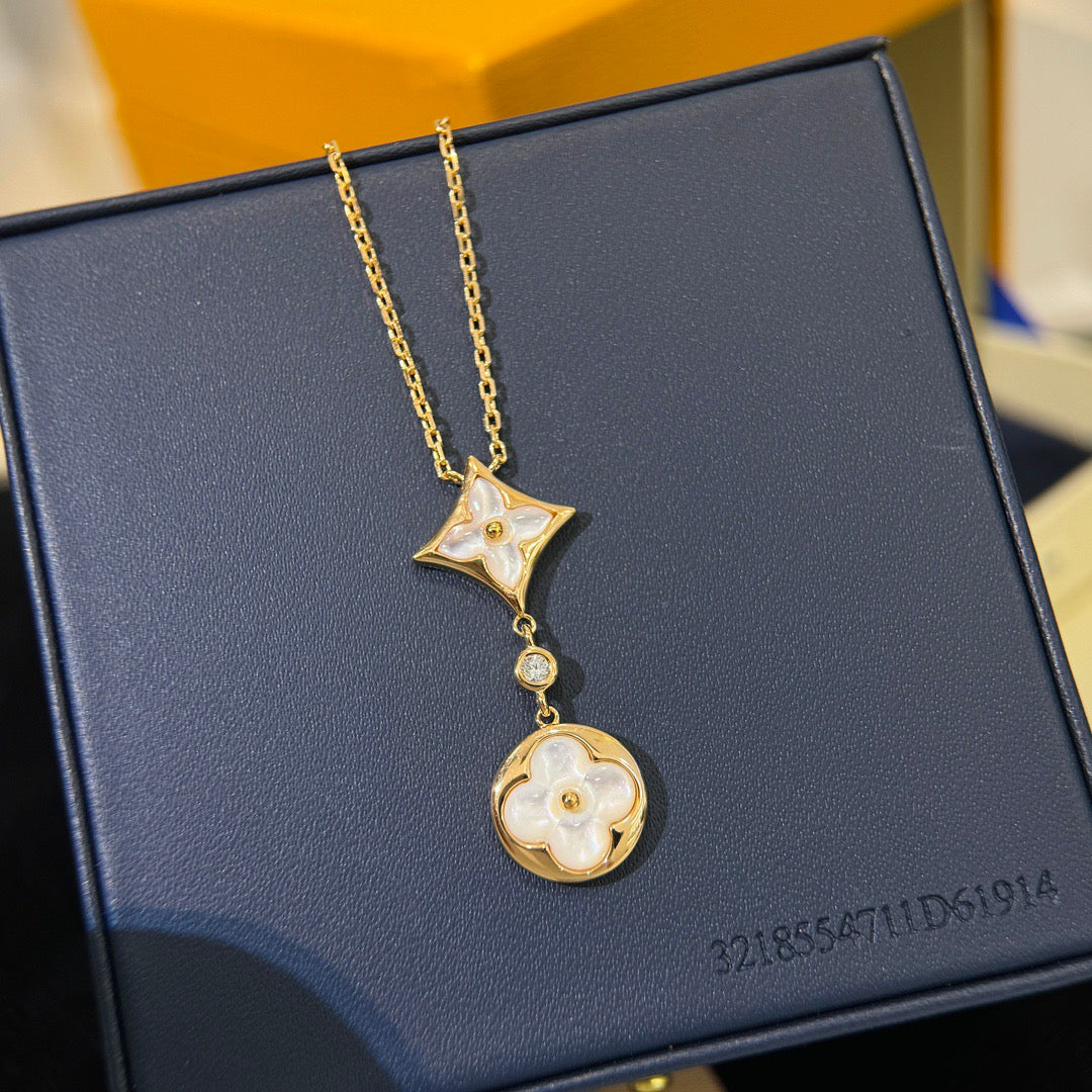 rose gold 18k gold plate clover Necklace for women - alternate angle view 7