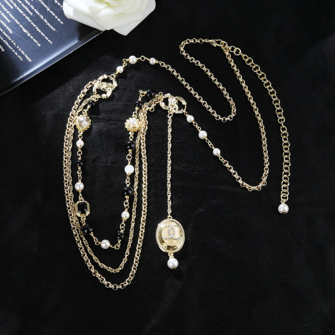 luxury Waist Chain for women - alternate angle view 7