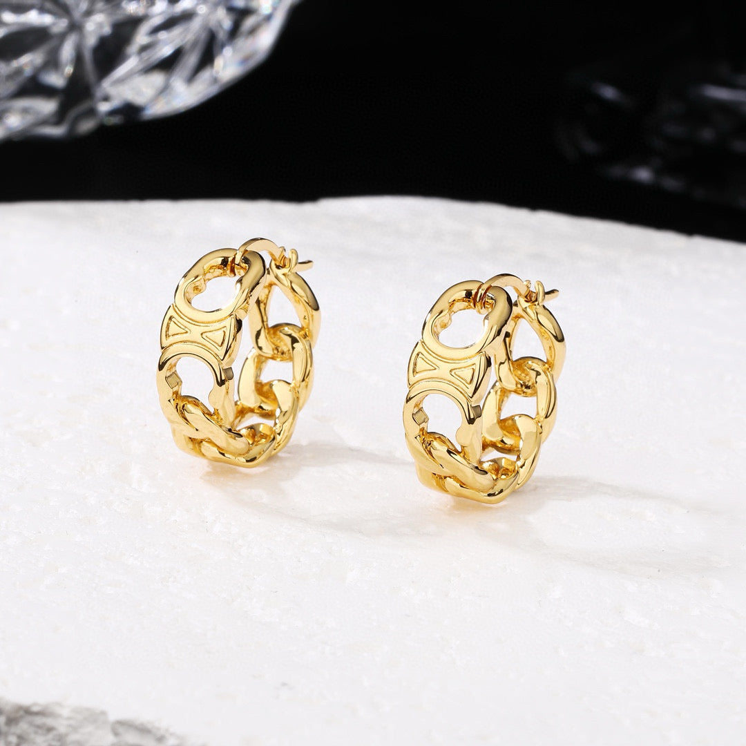 yellow brass versatile fashion accessory for women - alternate angle view 3