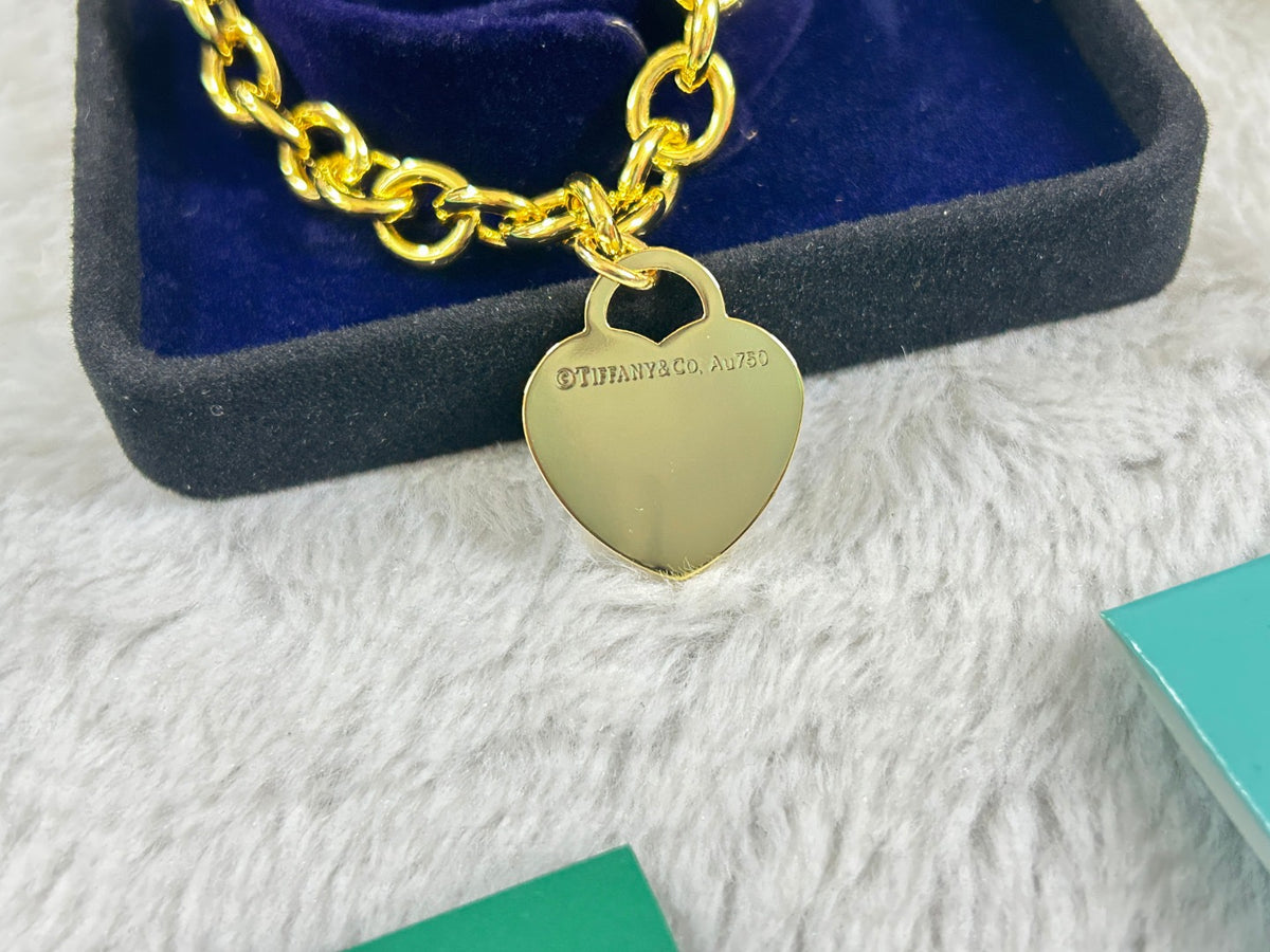 heart Bracelet for women - alternate angle view 4