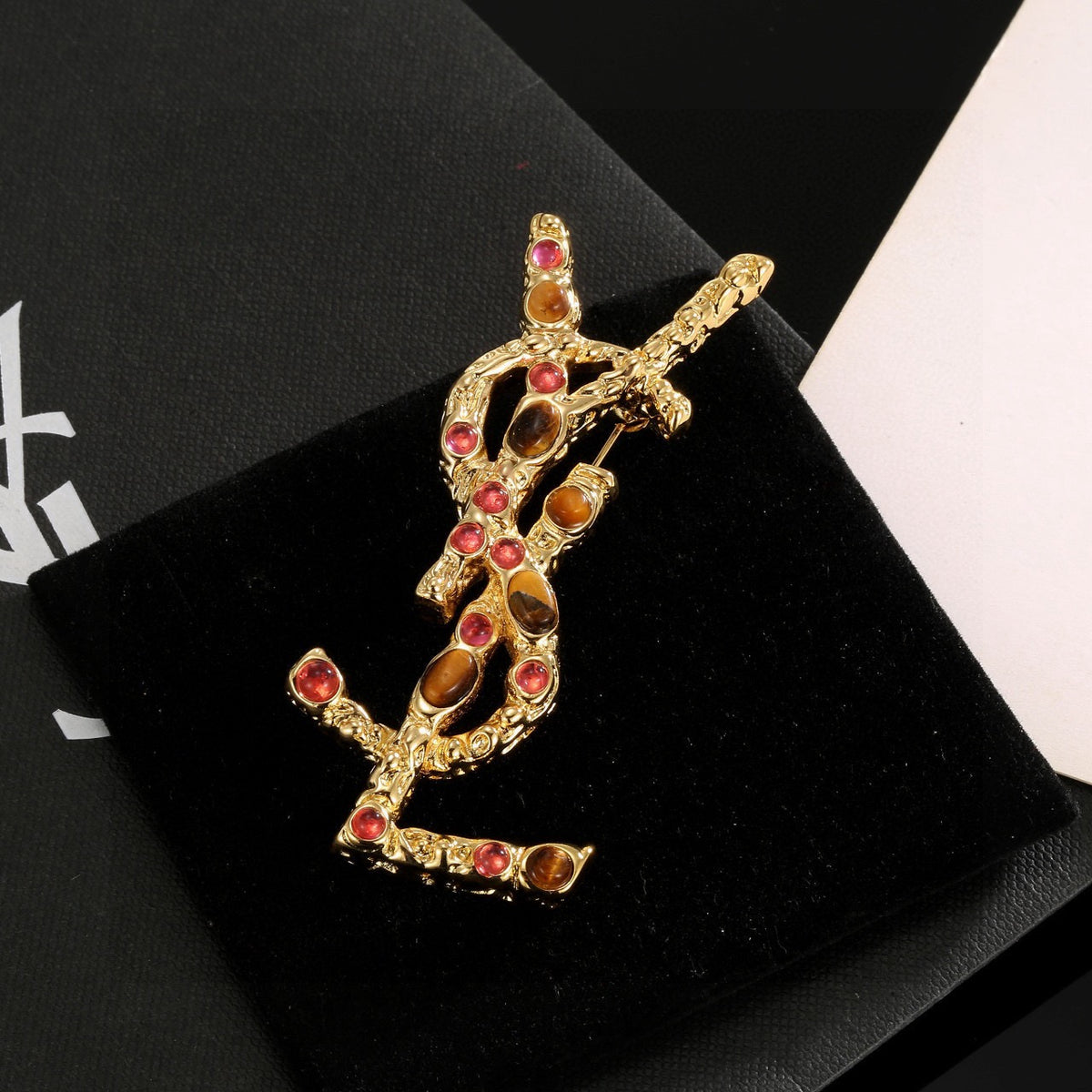 luxury Brooch for women - alternate angle view 4
