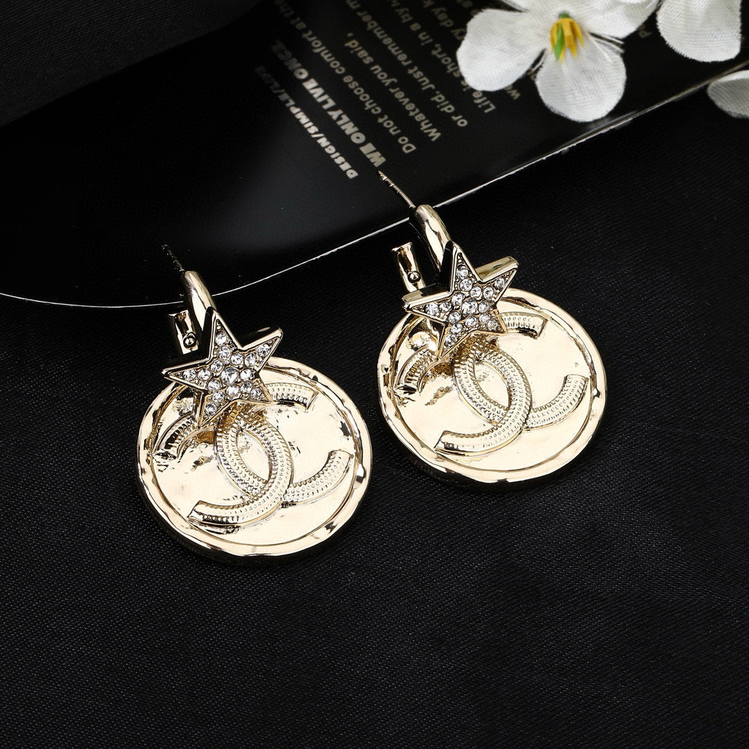luxury Drop Earrings for women - alternate angle view 6