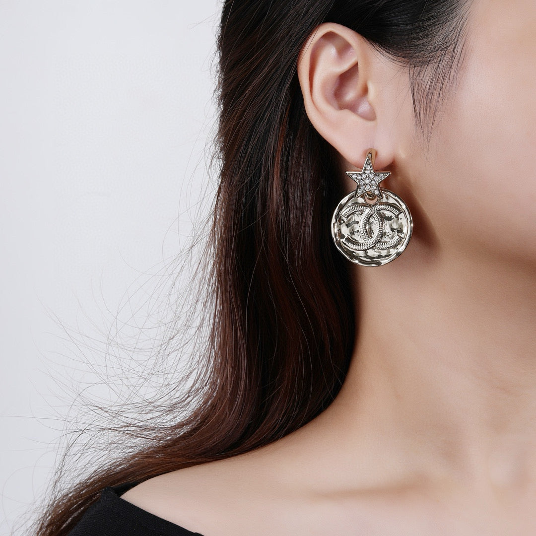 luxury Drop Earrings for women - alternate angle view 2
