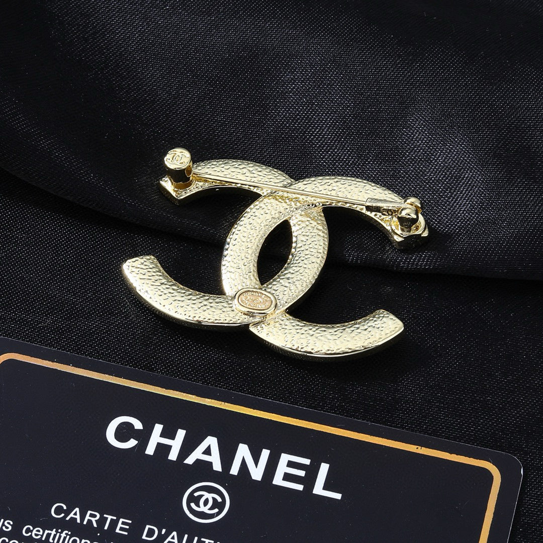 delicate Brooch for women - alternate angle view 7