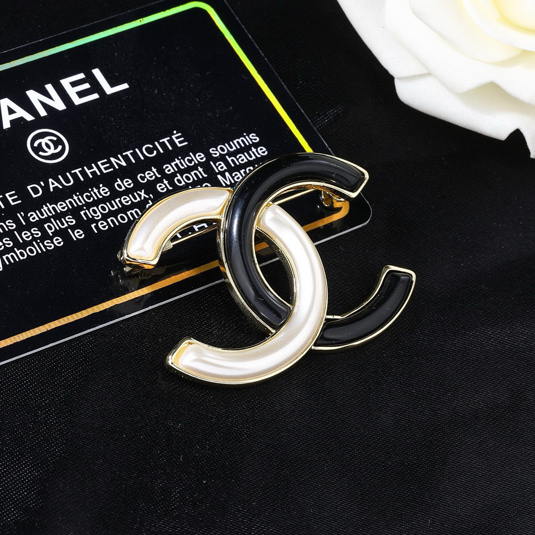 delicate Brooch for women - product detail view