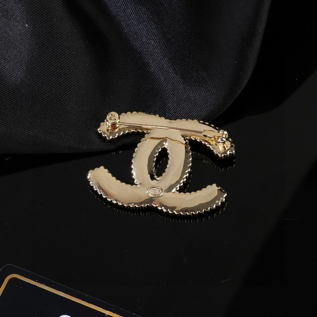 crystal Brooch for women - alternate angle view 7