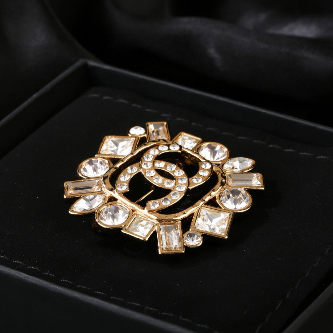 crystal double c Brooch for women - alternate angle view 5