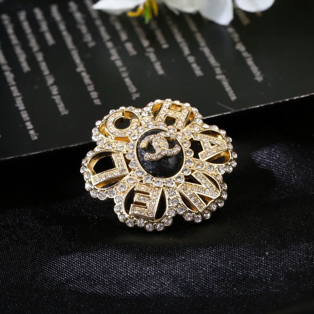 crystal floral Brooch for women - alternate angle view 6