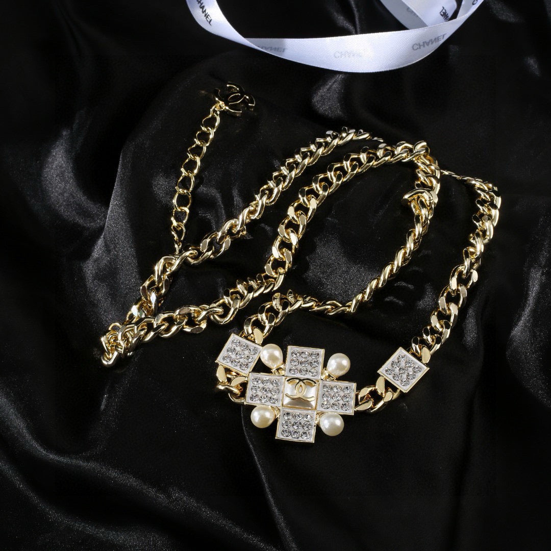 delicate Waist Chain for women - alternate angle view 6