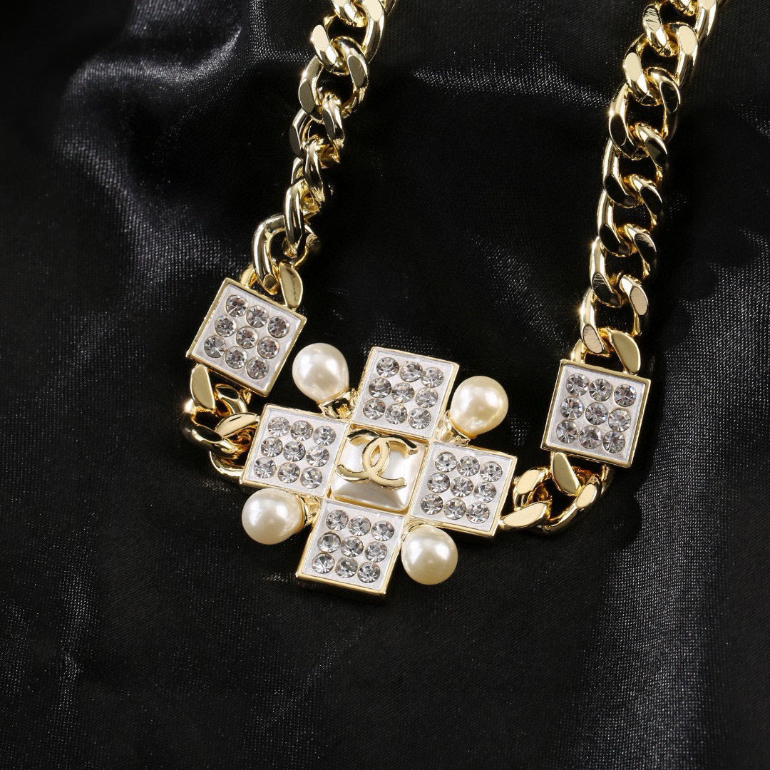 delicate Waist Chain for women - alternate angle view 2