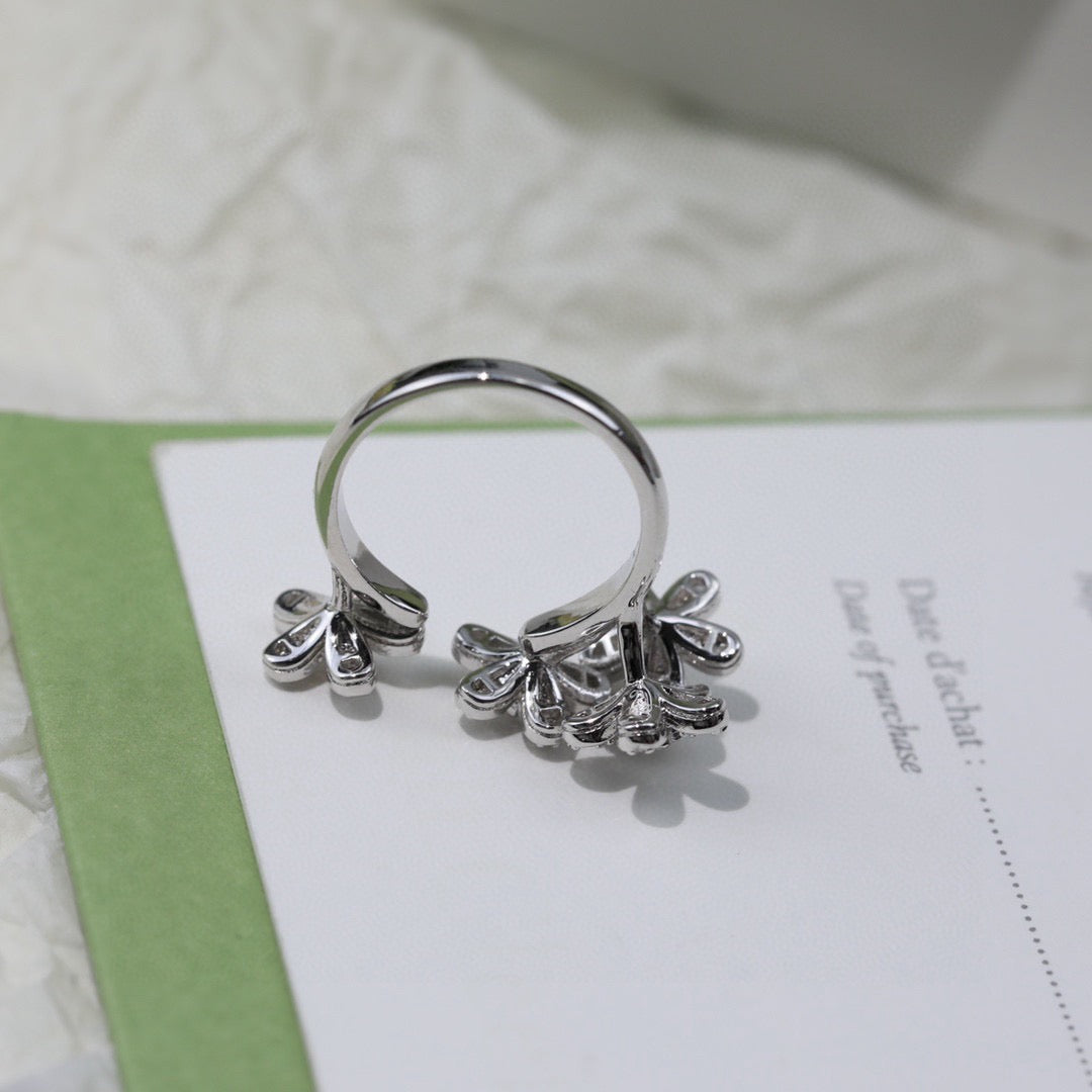 gold floral Ring for women - alternate angle view 8