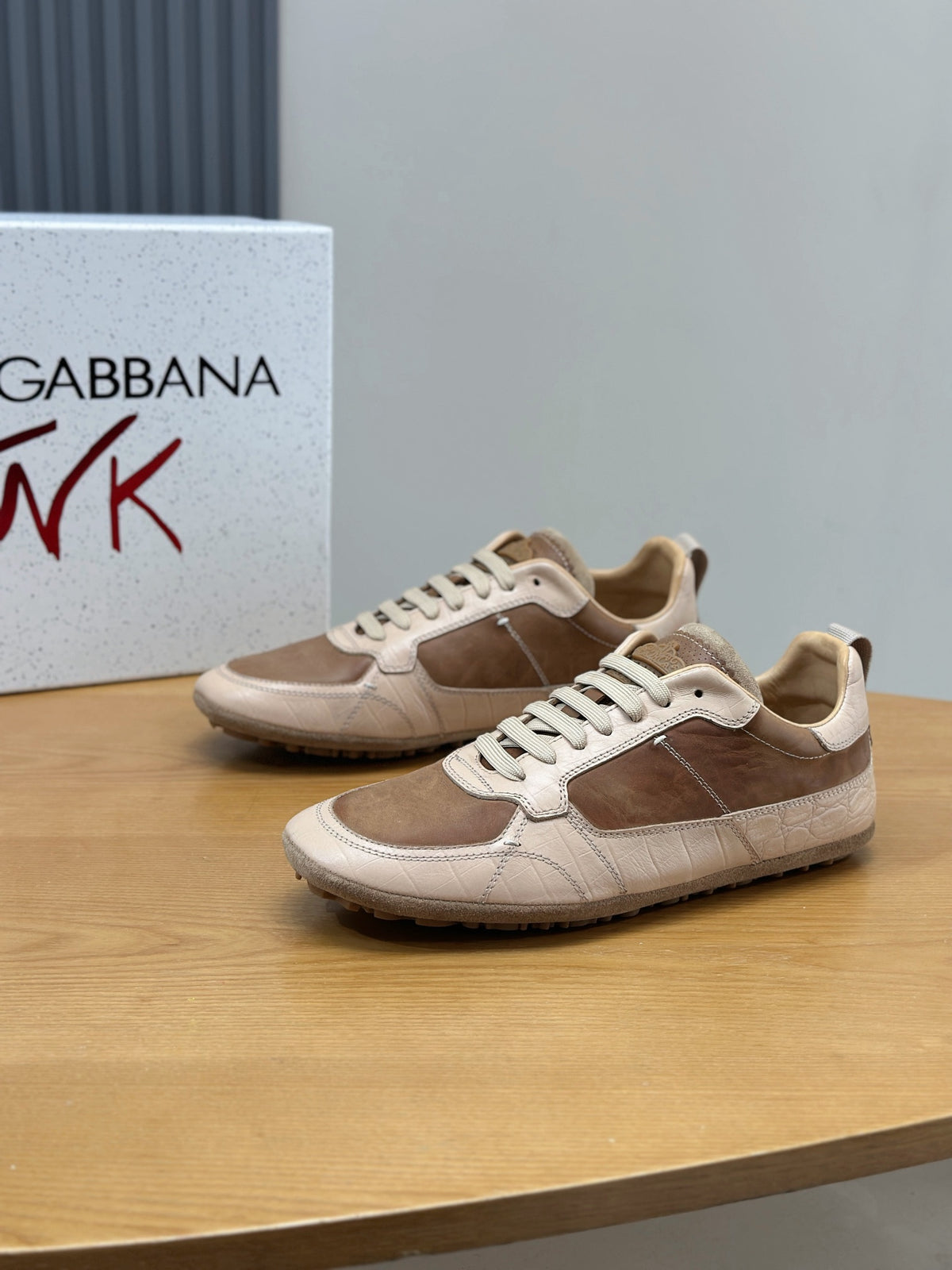 Dolce & Gabbana DG Men's Casual Sneakers with Stitched Logo