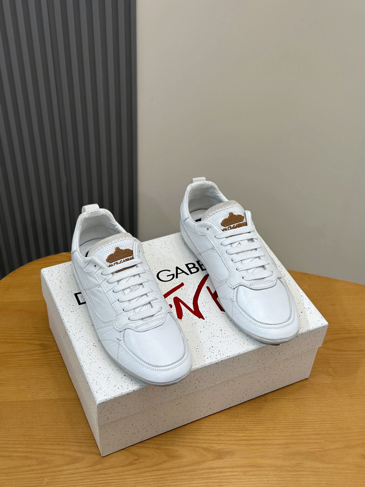 Dolce & Gabbana DG Men's Casual Sneakers with Stitched Logo