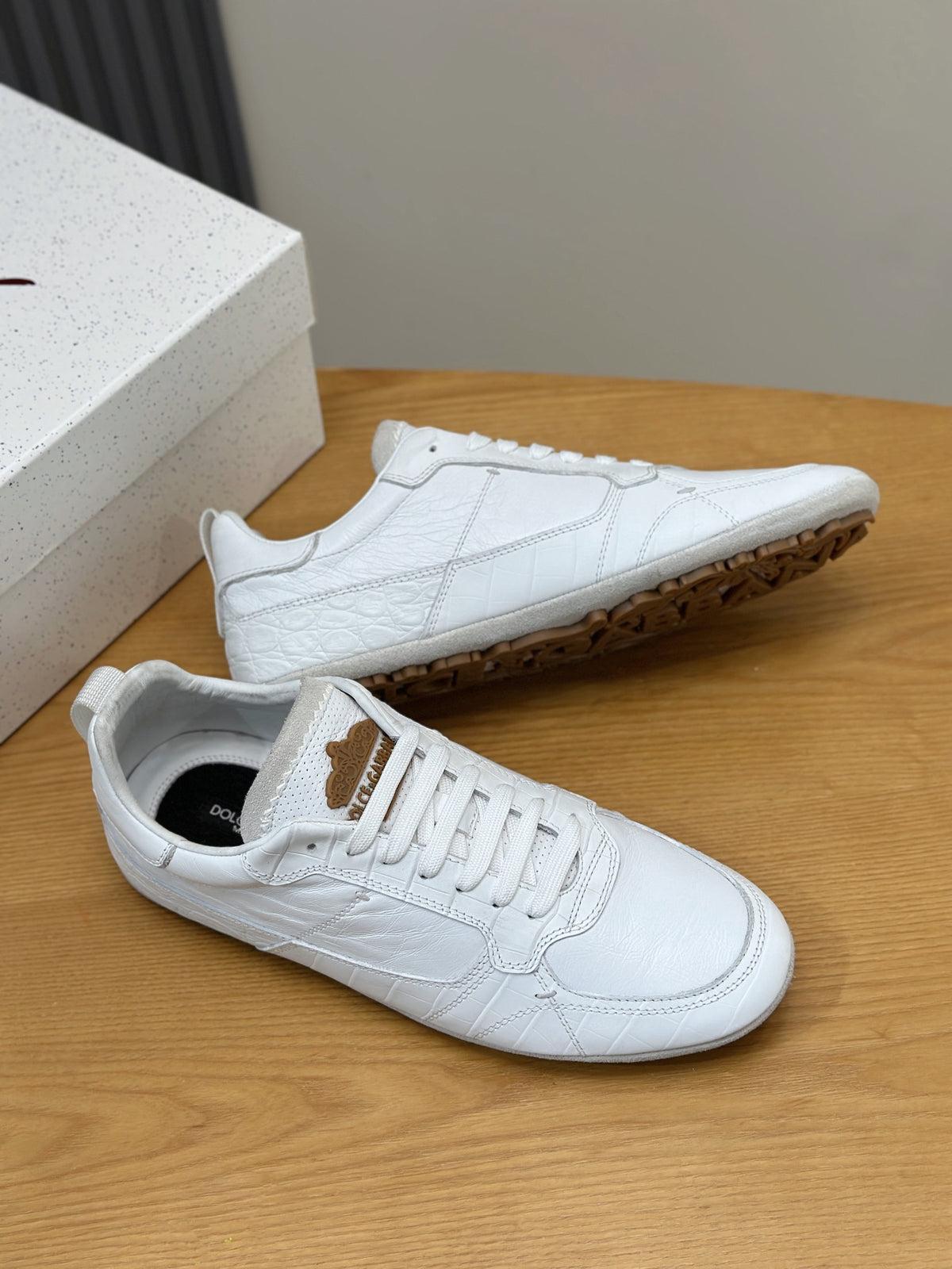 Dolce & Gabbana DG Men's Casual Sneakers with Stitched Logo